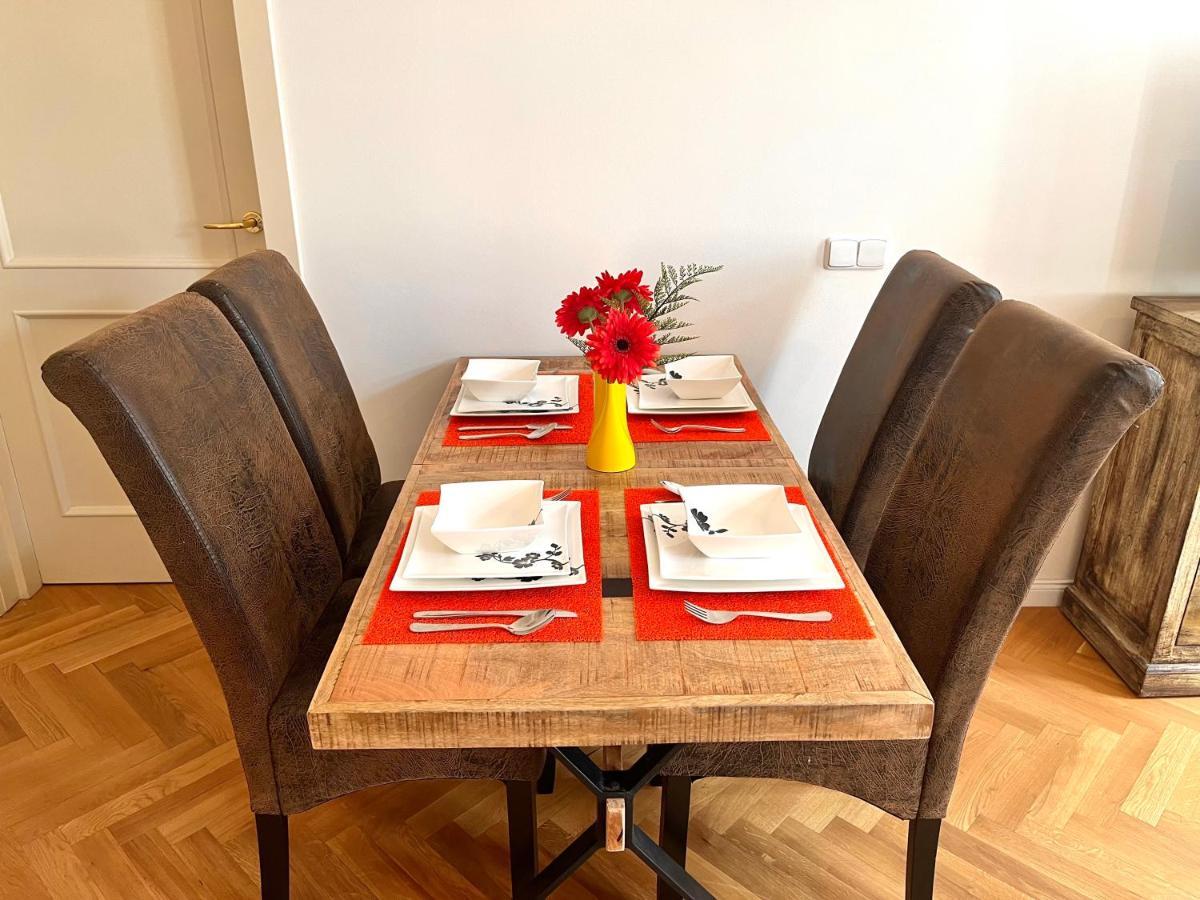 Amazing Apartment Zborovska Prag Exterior foto